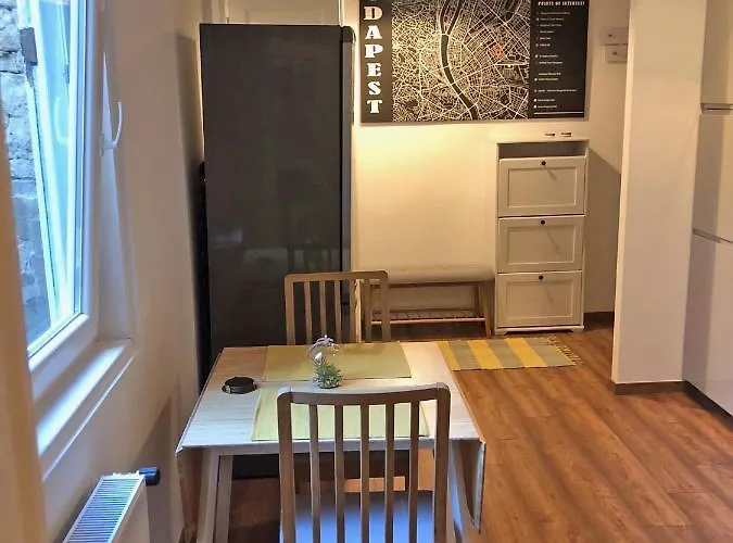 Modern Comfort In Historical * Budapest