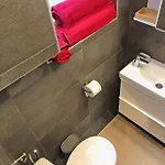 Modern Comfort In Historical Apartmán Budapešť